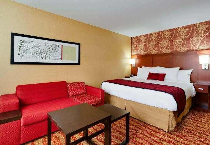 Courtyard Fort Wayne Downtown At Grand Wayne Convention Center Ngoại thất bức ảnh